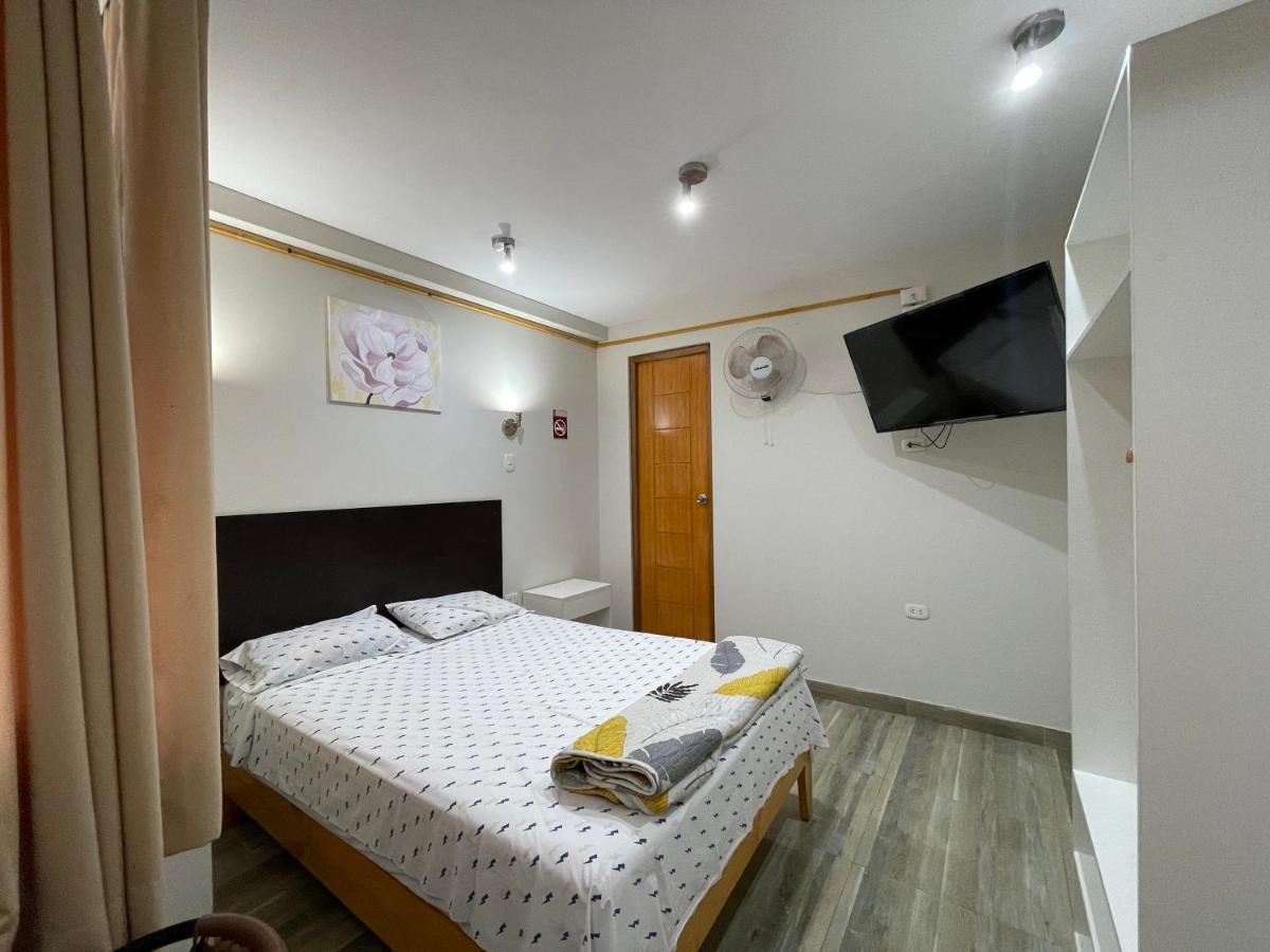 Paris Senlis Hostel Plus Chimbote Dış mekan fotoğraf