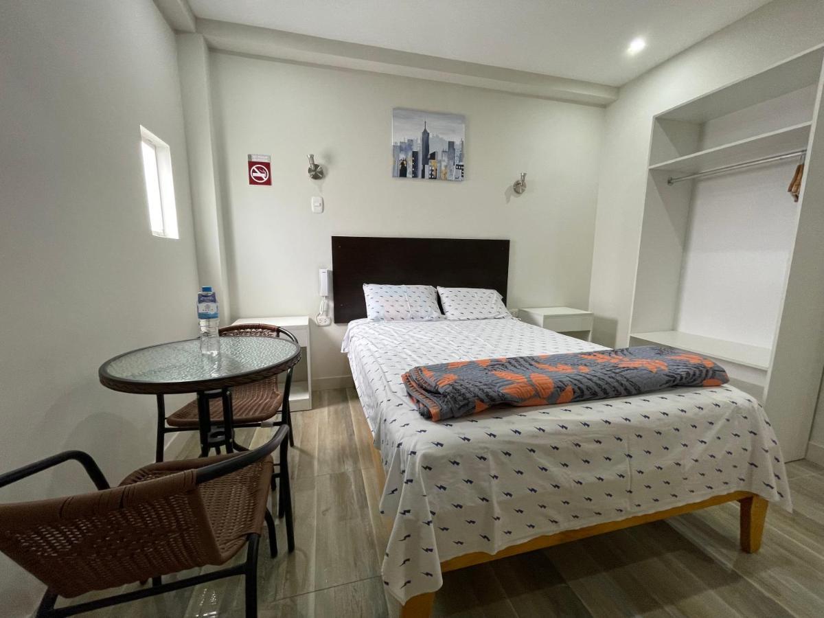 Paris Senlis Hostel Plus Chimbote Dış mekan fotoğraf