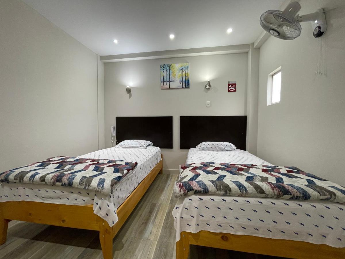 Paris Senlis Hostel Plus Chimbote Dış mekan fotoğraf