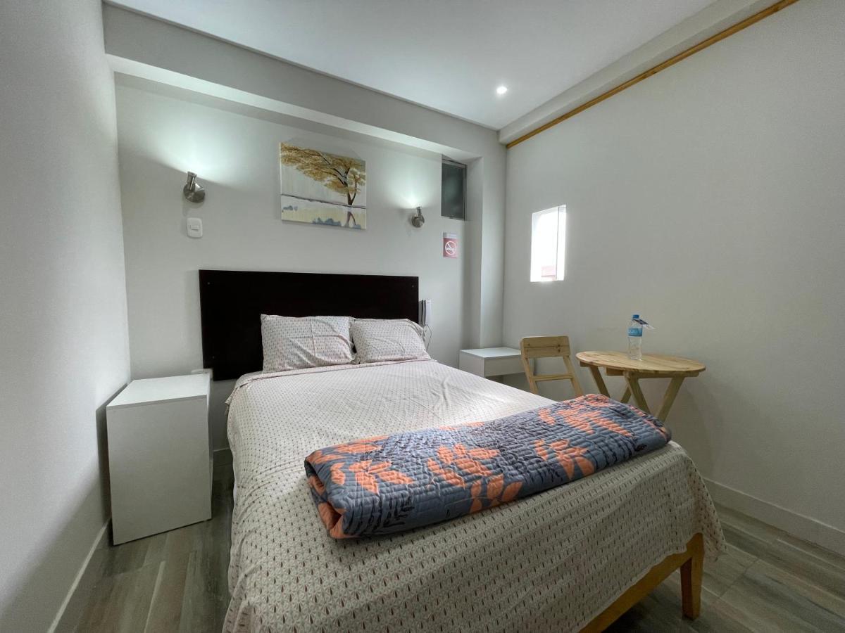 Paris Senlis Hostel Plus Chimbote Dış mekan fotoğraf