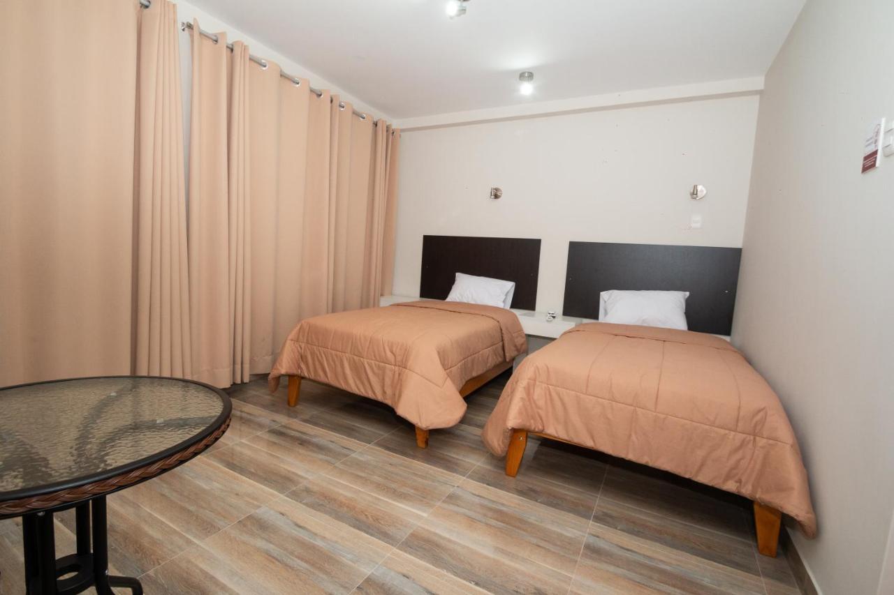 Paris Senlis Hostel Plus Chimbote Dış mekan fotoğraf